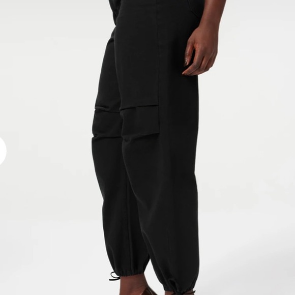 GOOD AMERICAN UNIFORM JEANSUNWORNUNWASHEDTAGS STILL ON